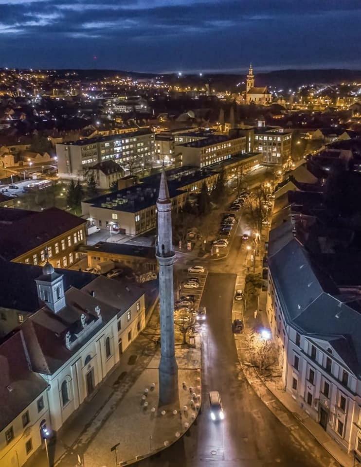 Apartman Rose Эгер Экстерьер фото
